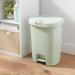 Featured Products 23 7gal Step Trash Can With Locking Lid Green - Brightroom™